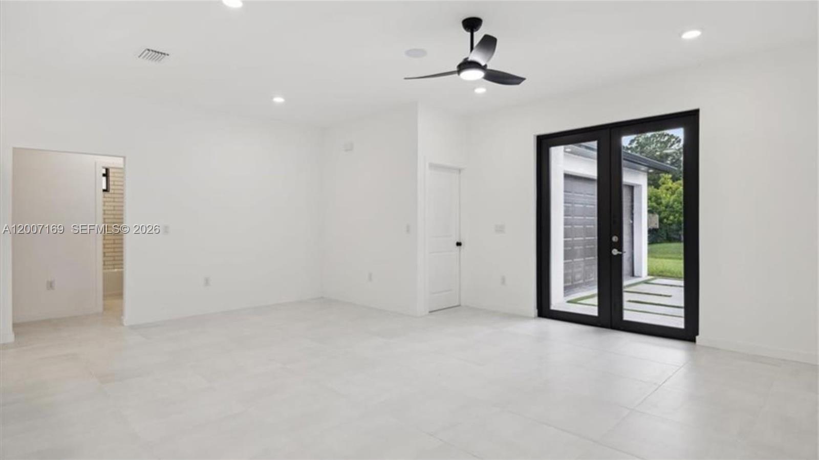 1006 Hamilton Property Photo 10