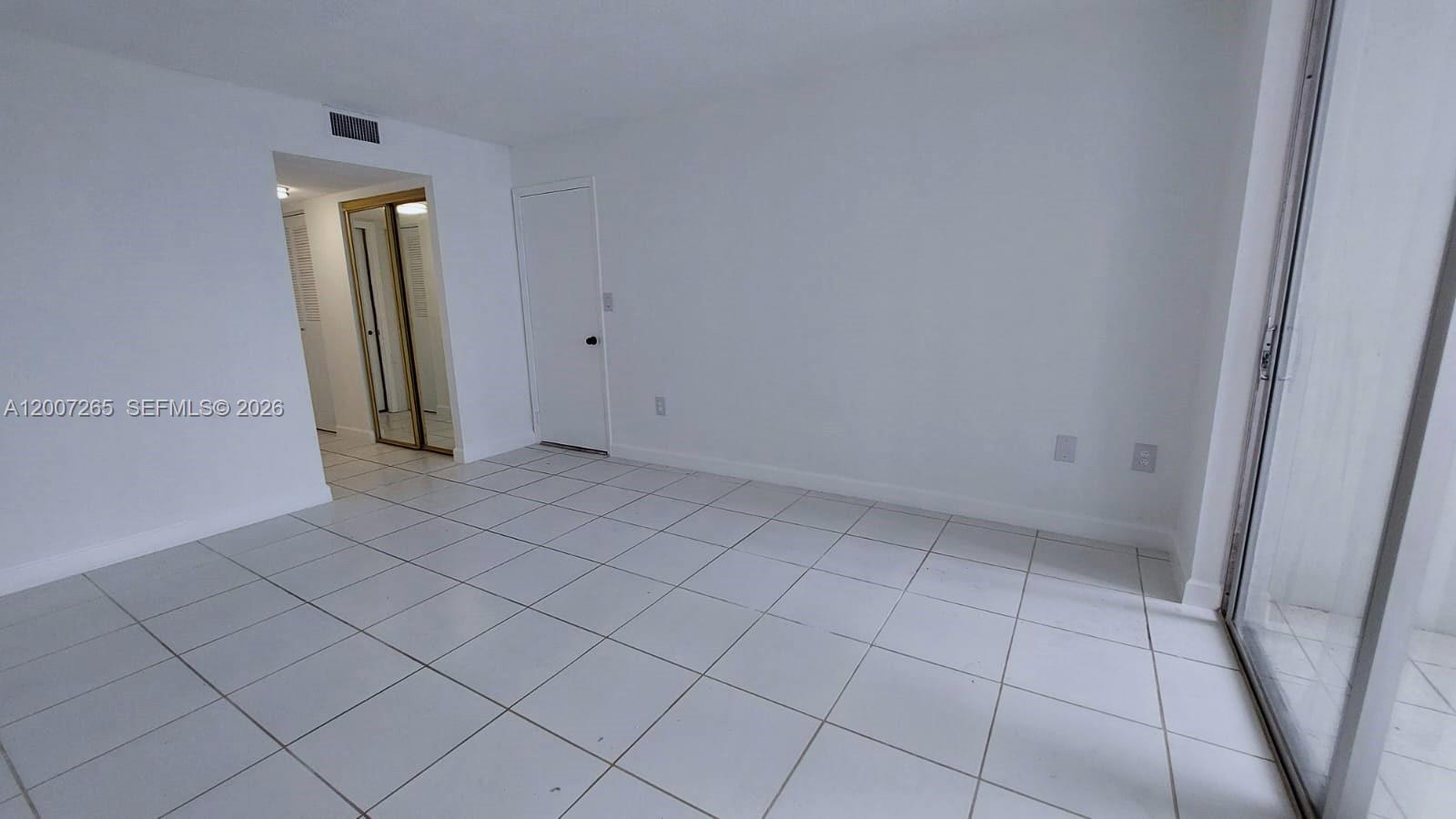 2750 Ne 183rd Street 1405 Property Photo 9