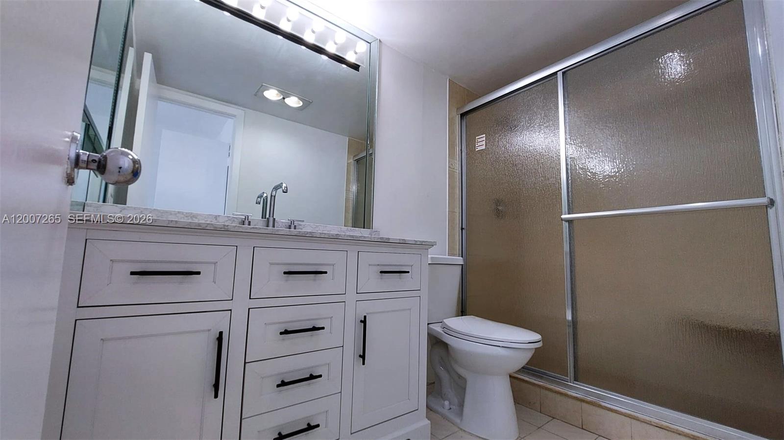 2750 Ne 183rd Street 1405 Property Photo 10