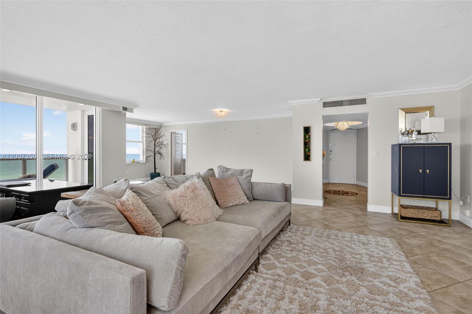 2751 S Ocean Drive 504s Property Photo 11
