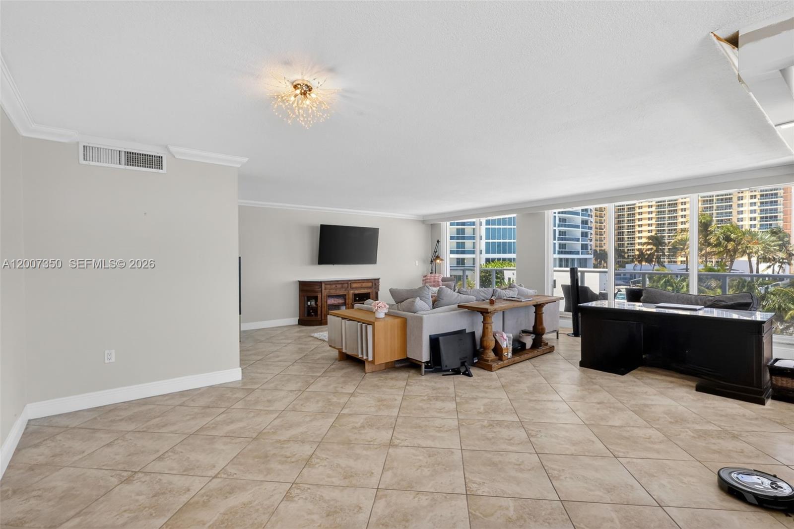 2751 S Ocean Drive 504s Property Photo 12