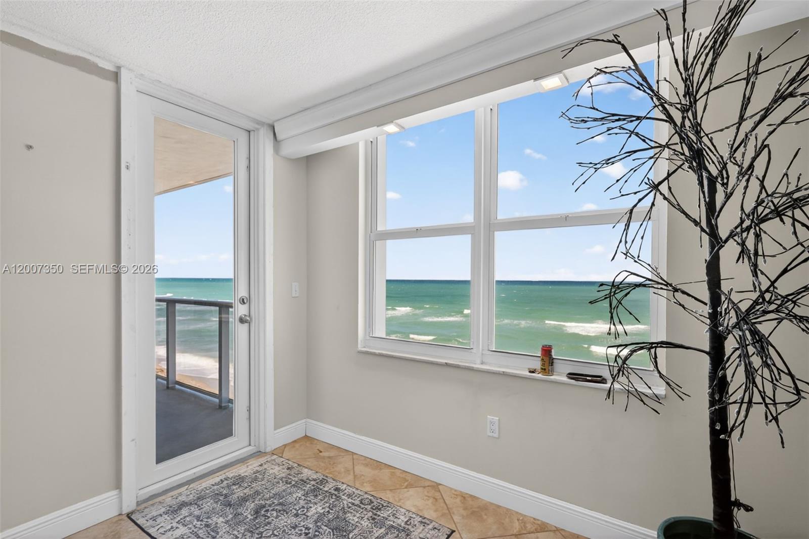 2751 S Ocean Drive 504s Property Photo 13