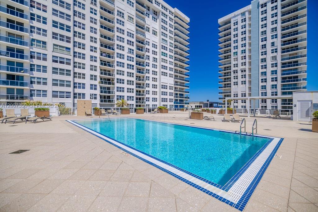 2751 S Ocean Drive 504s Property Photo 69