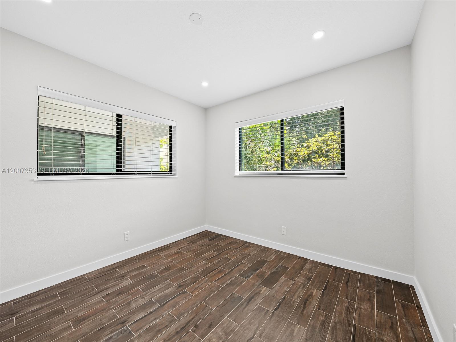 1305 Se 1st Street Property Photo 23
