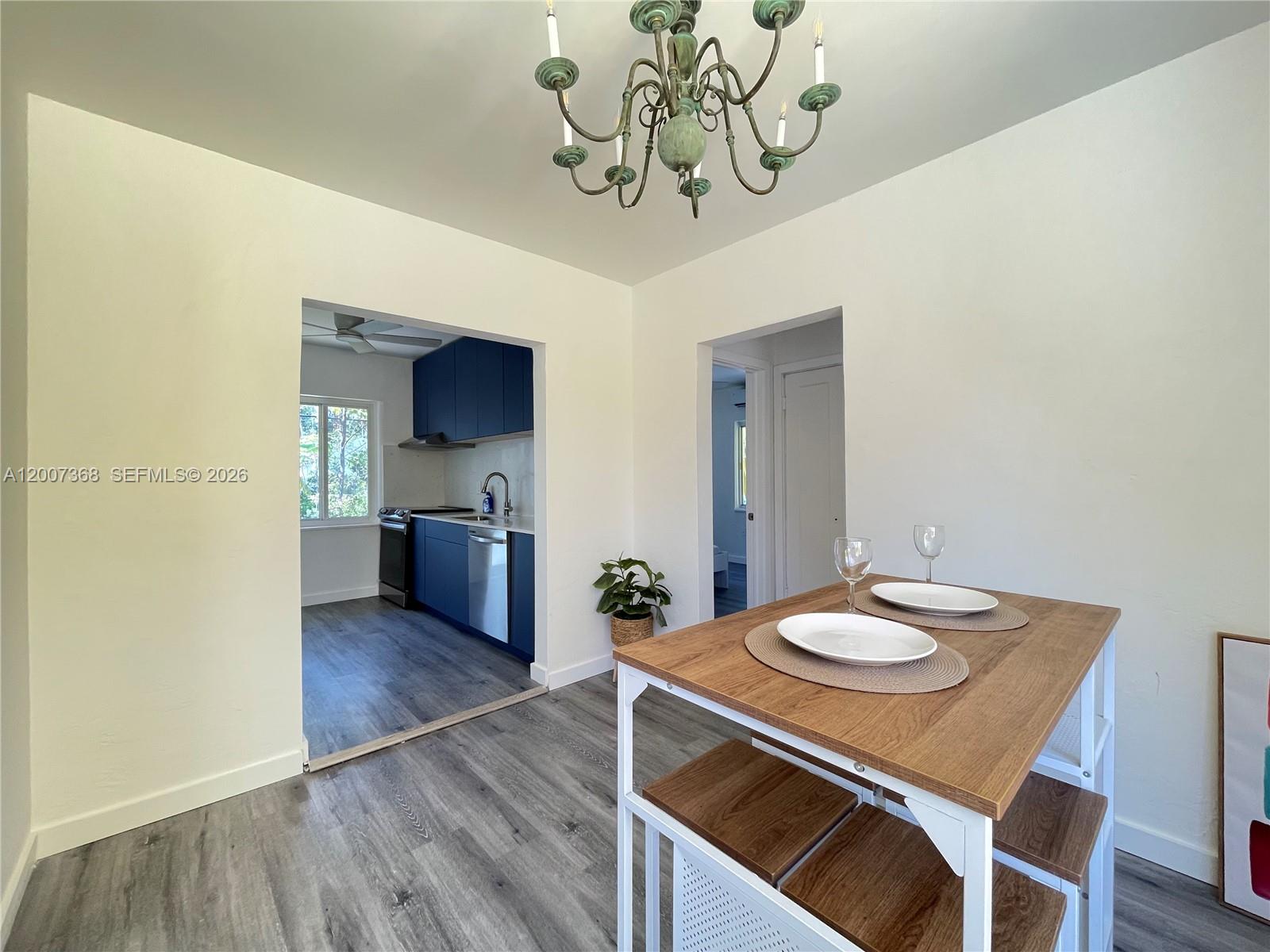 A12007368 Property Photo 21