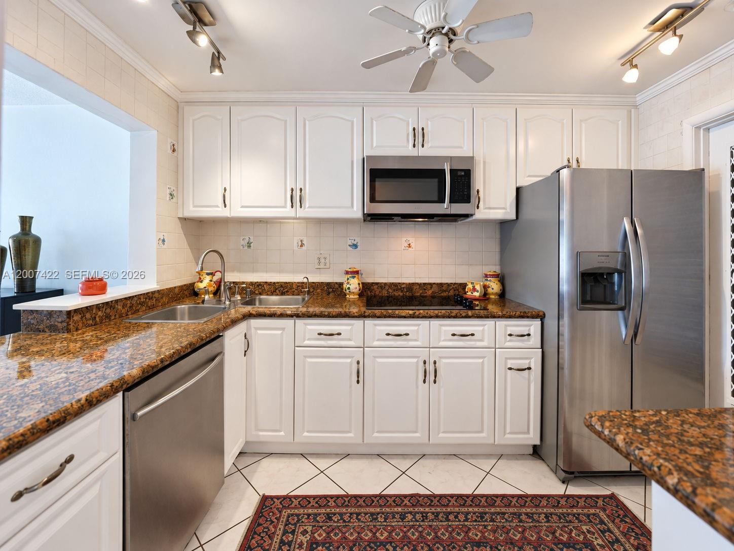 455 Paradise Isle Boulevard 104 Property Photo 11