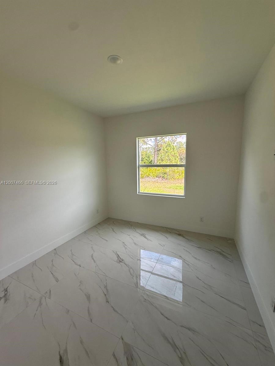 1089 Eisenhower Boulevard 1089 Property Photo 15
