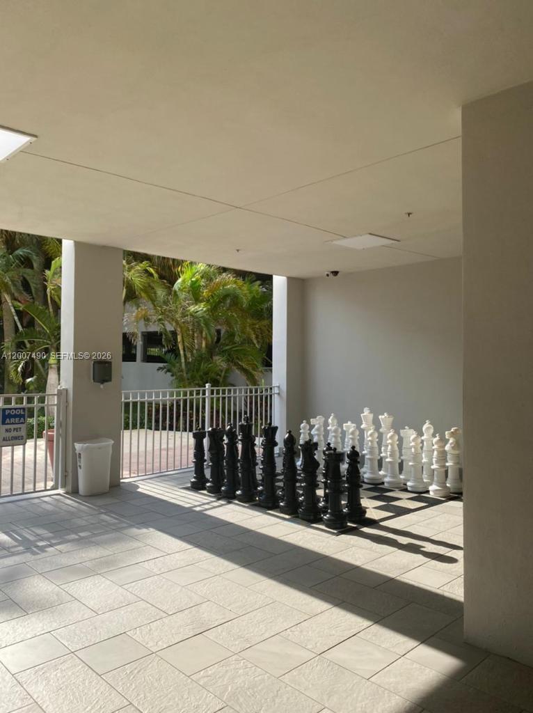 19380 Collins Avenue 805 Property Photo 4