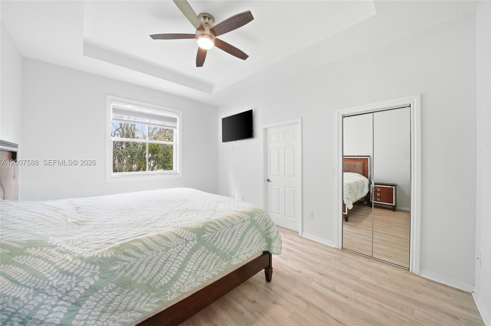 A12007588 Property Photo 16