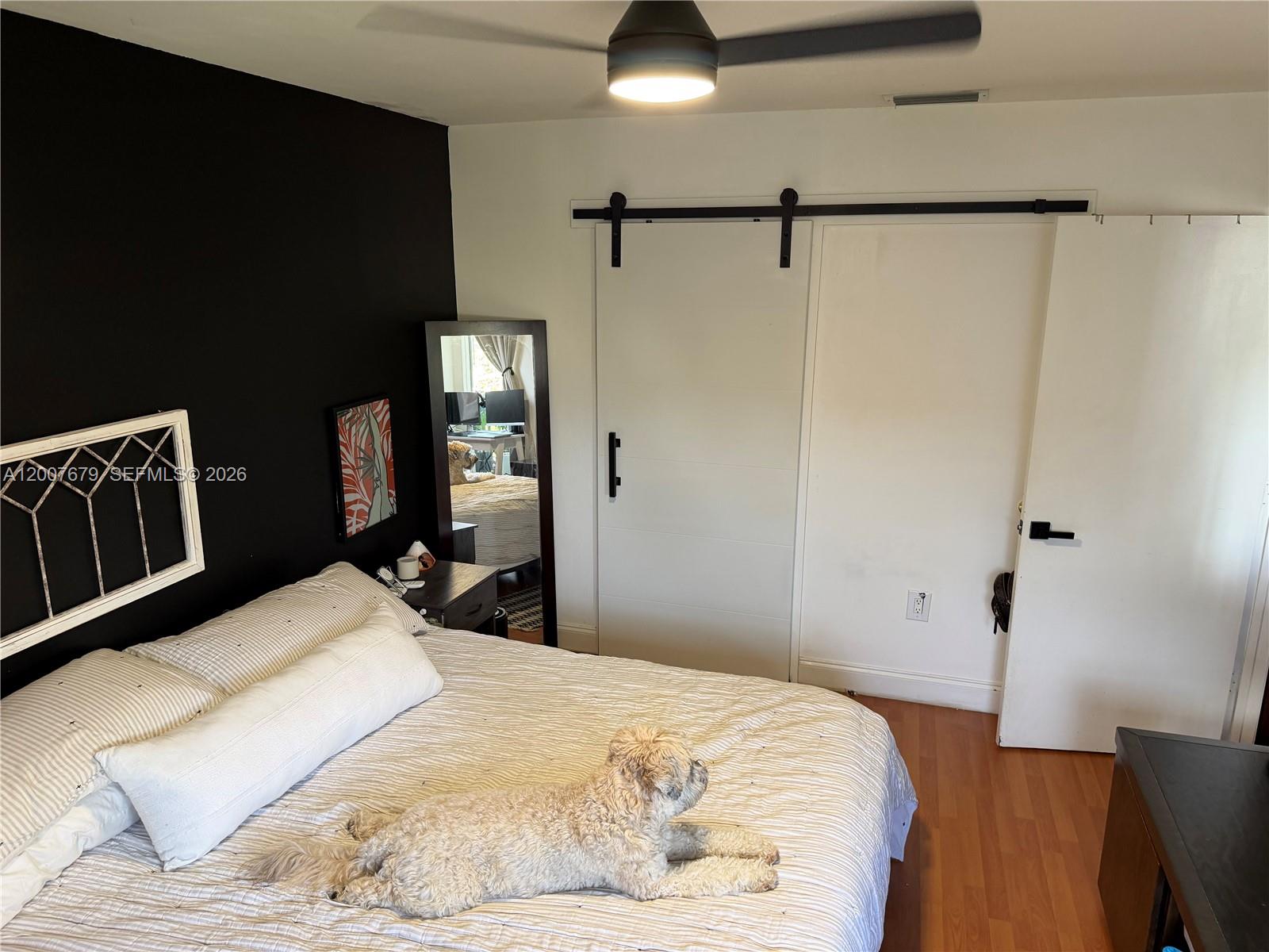 A12007679 Property Photo 17