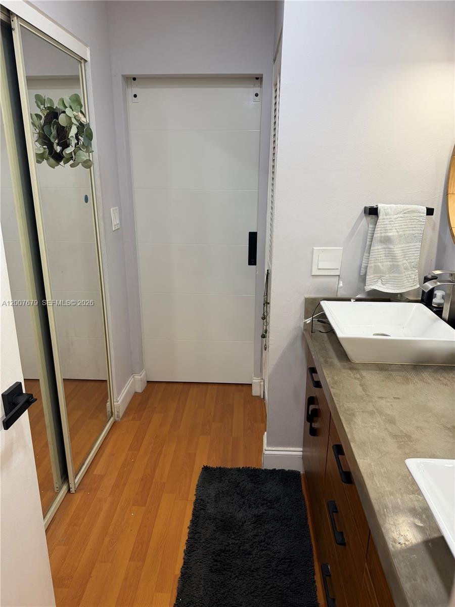 A12007679 Property Photo 22