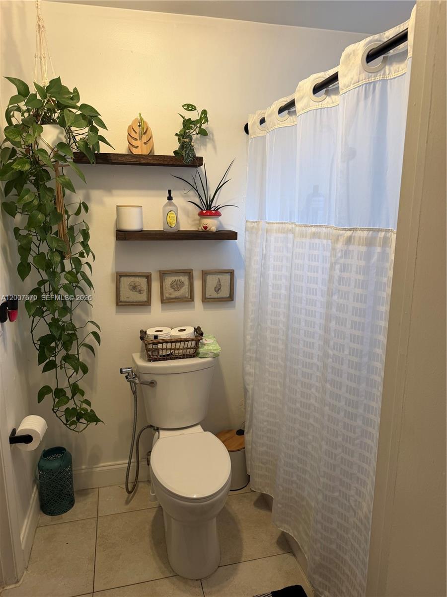 A12007679 Property Photo 23