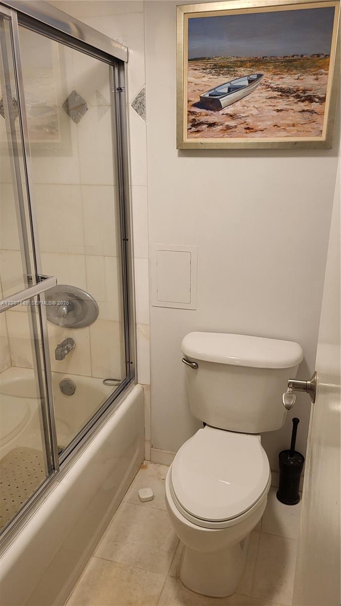 3475 N Country Club Drive 409 Property Photo 19