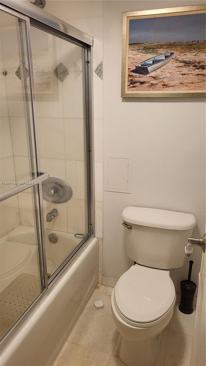 3475 N Country Club Drive 409 Property Photo 20