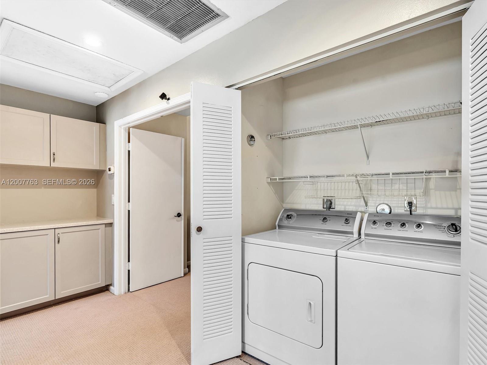 1958 E Discovery Circle E Property Photo 36