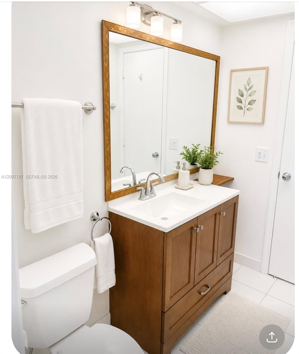 2501 W Golf Boulevard 128 Property Photo 18