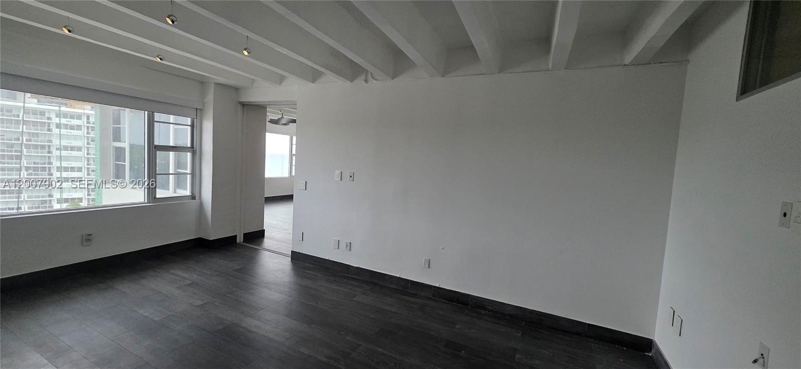 5255 Collins Avenue 7g Property Photo 25