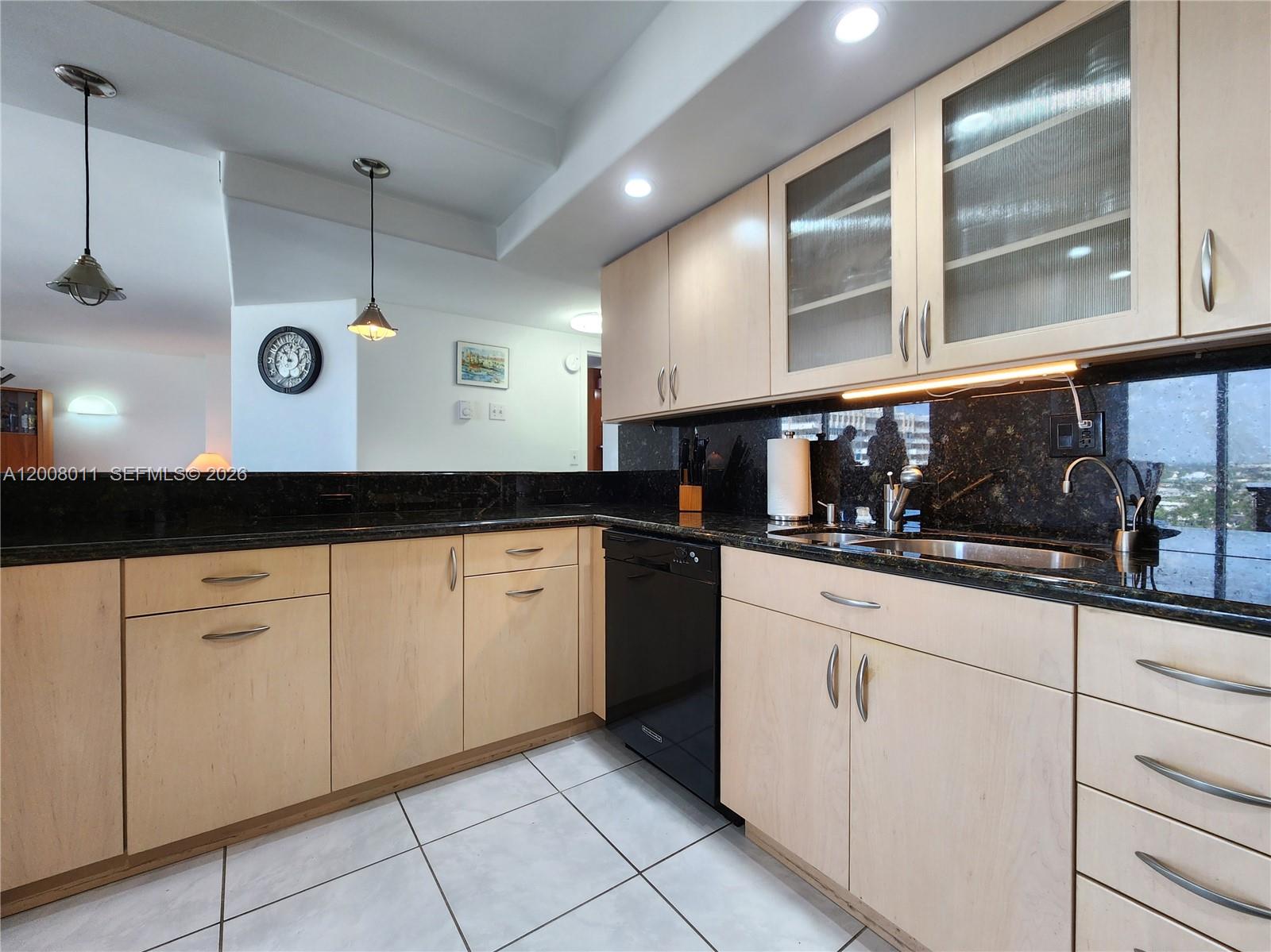 2030 S Ocean Drive 2026 Property Photo 11