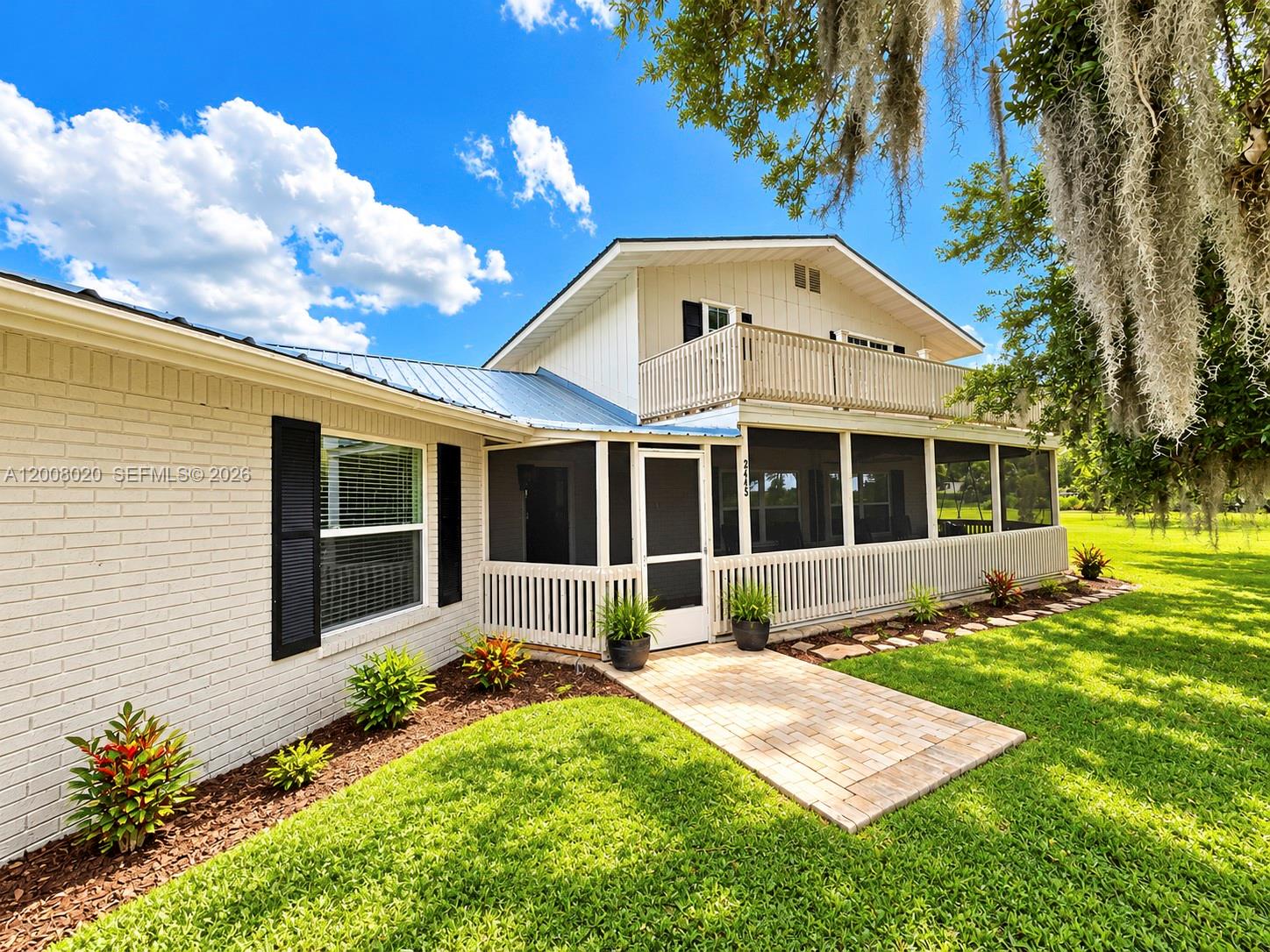 2445 Se Airport Estates Street Property Photo 1