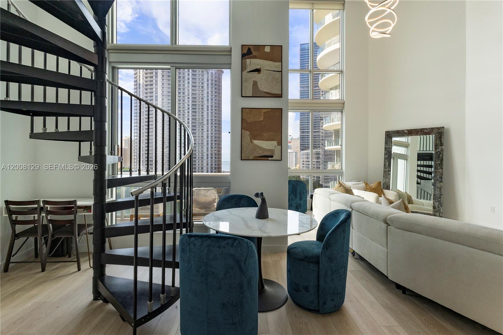 300 S Biscayne Boulevard L-1014 Property Photo 3