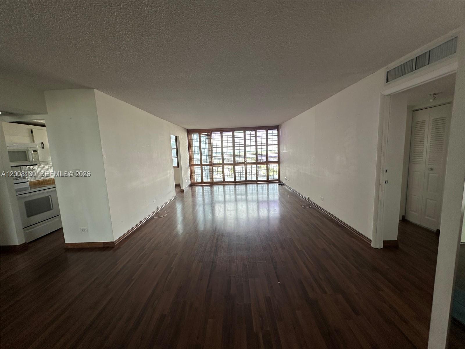 301 174th Street 2020 Property Photo 3