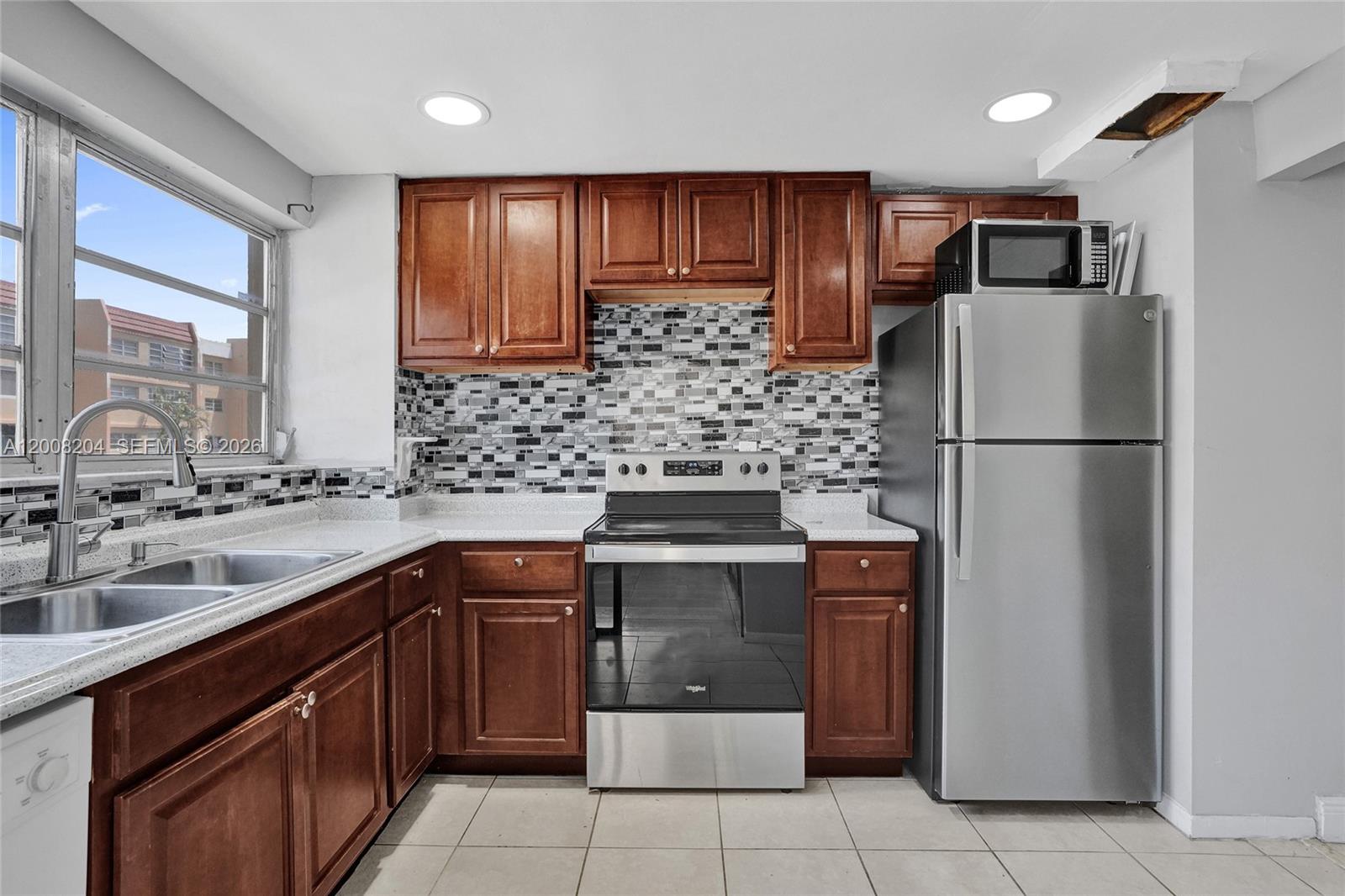 2201 NW 41st Avenue 208