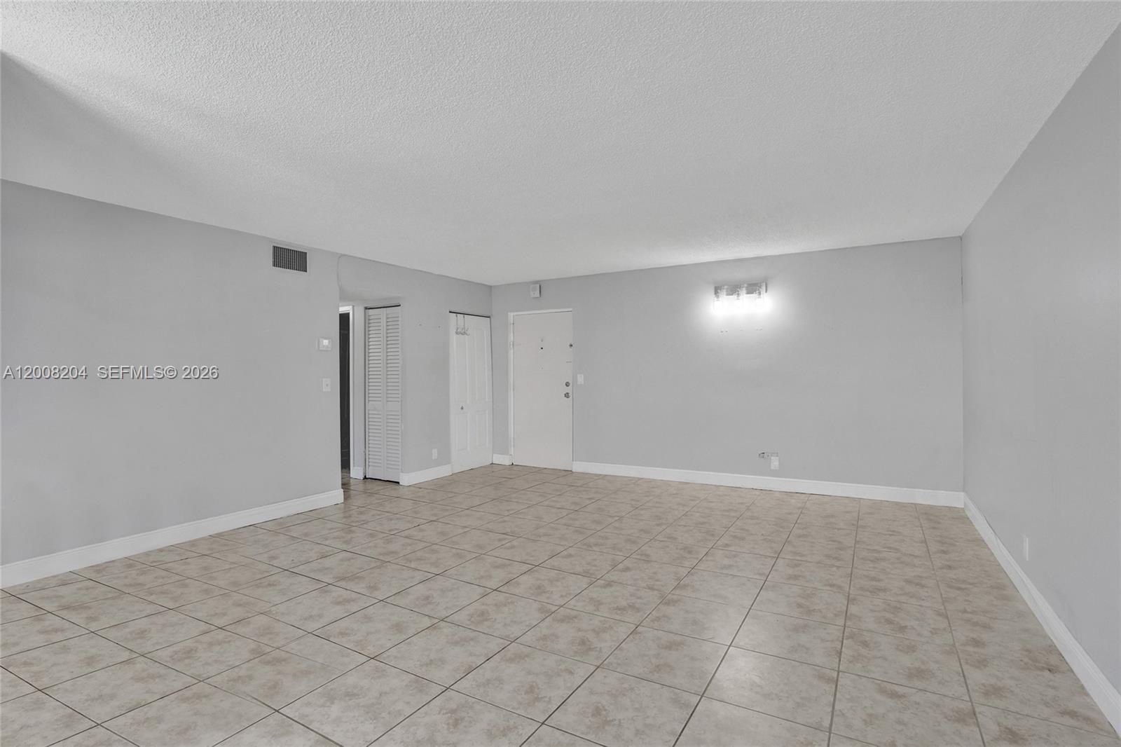 2201 Nw 41st Avenue 208 Property Photo 10