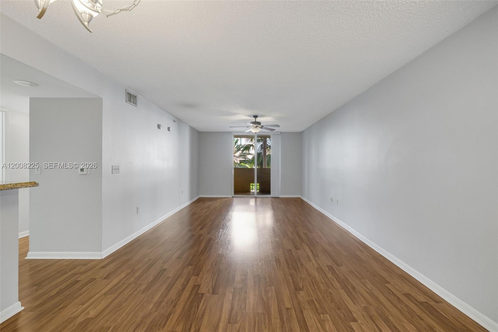 520 Se 5th Avenue 3305 Property Photo 4