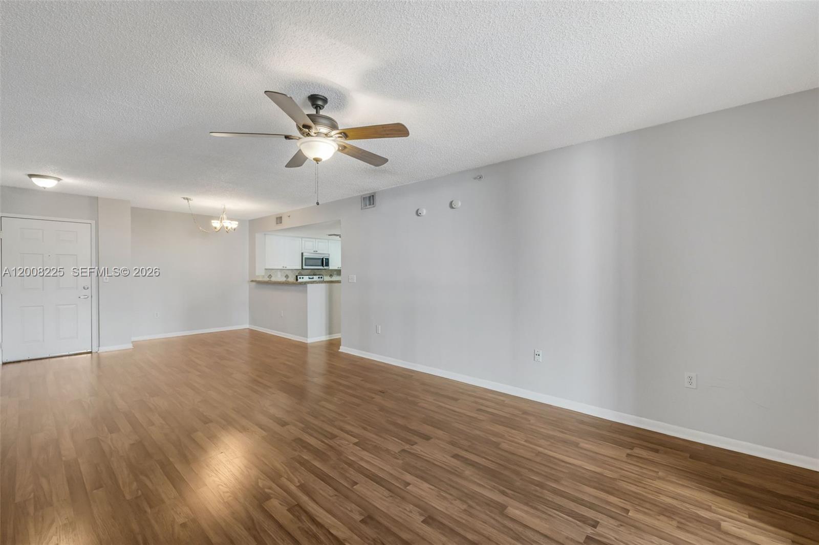 520 Se 5th Avenue 3305 Property Photo 6