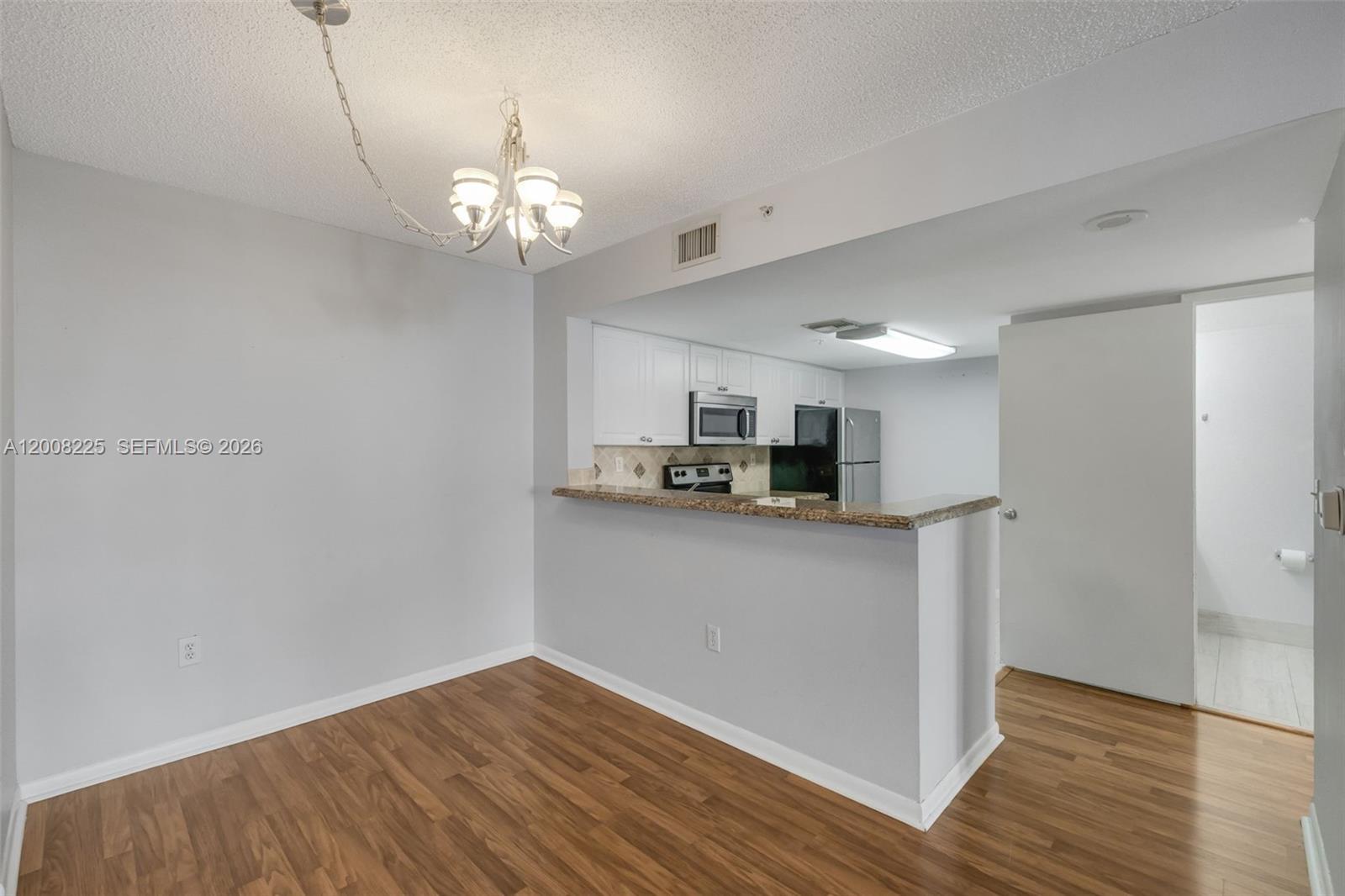 520 Se 5th Avenue 3305 Property Photo 7