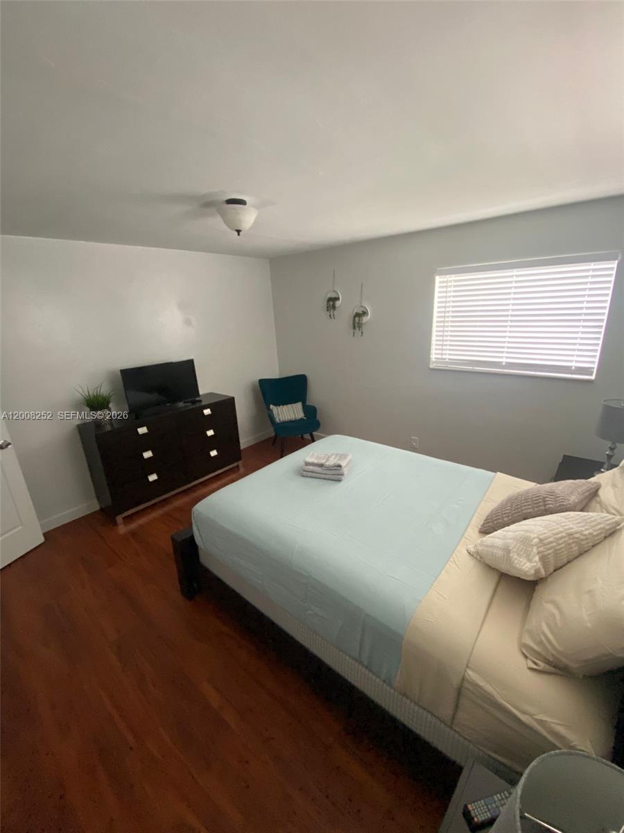 1740 Ne 56th Street Property Photo 17