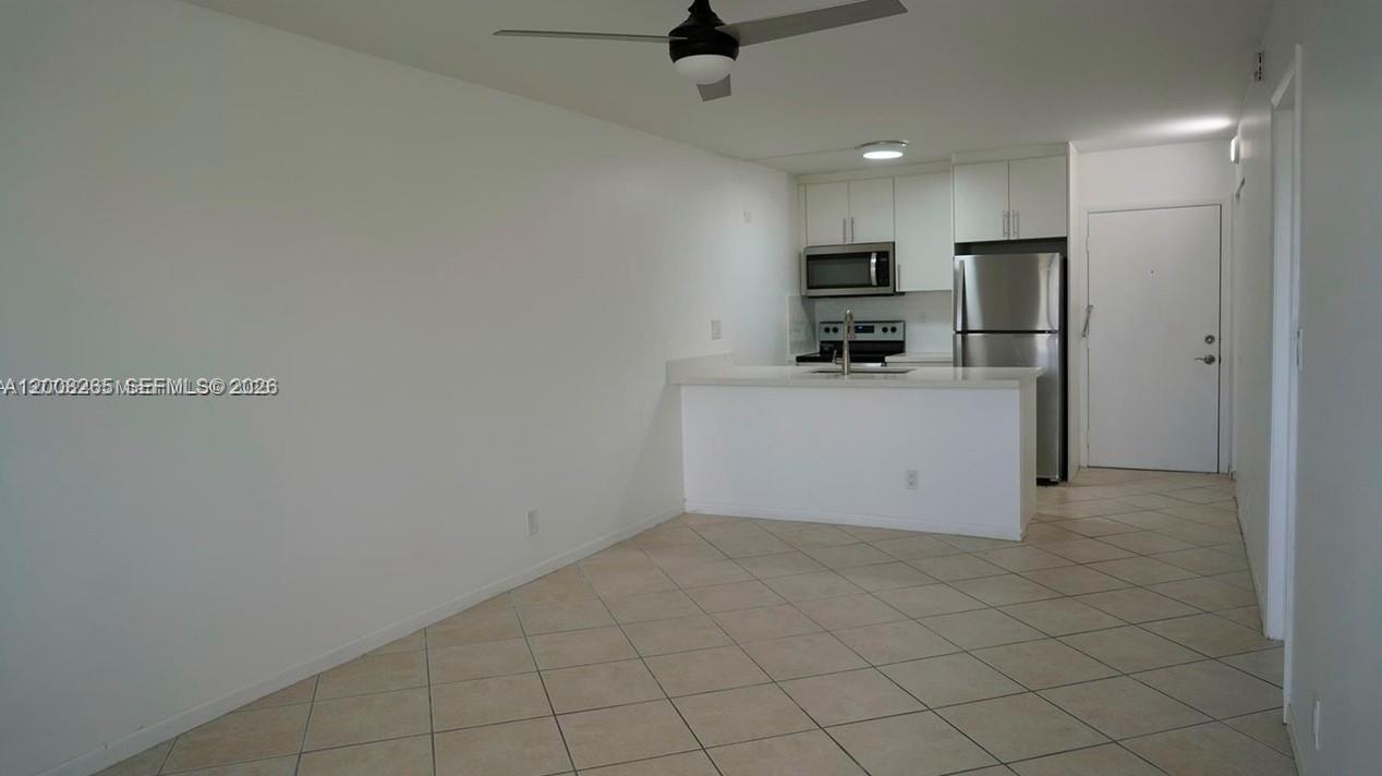 2771 Riverside Drive 405-a Property Photo 8