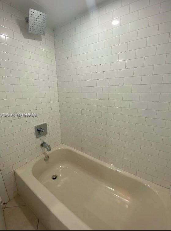2771 Riverside Drive 405-a Property Photo 11