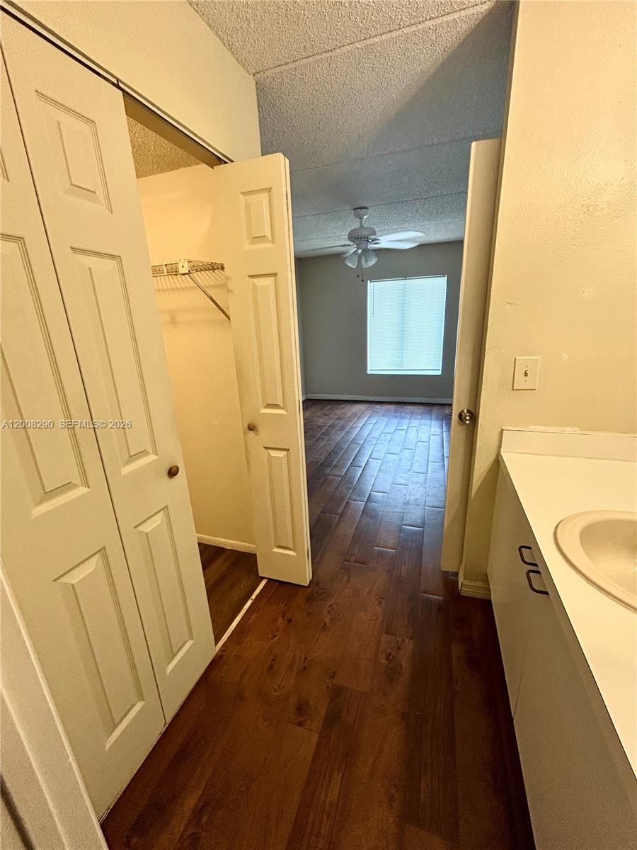 5627 Blue Shadows Court 3 Property Photo 4