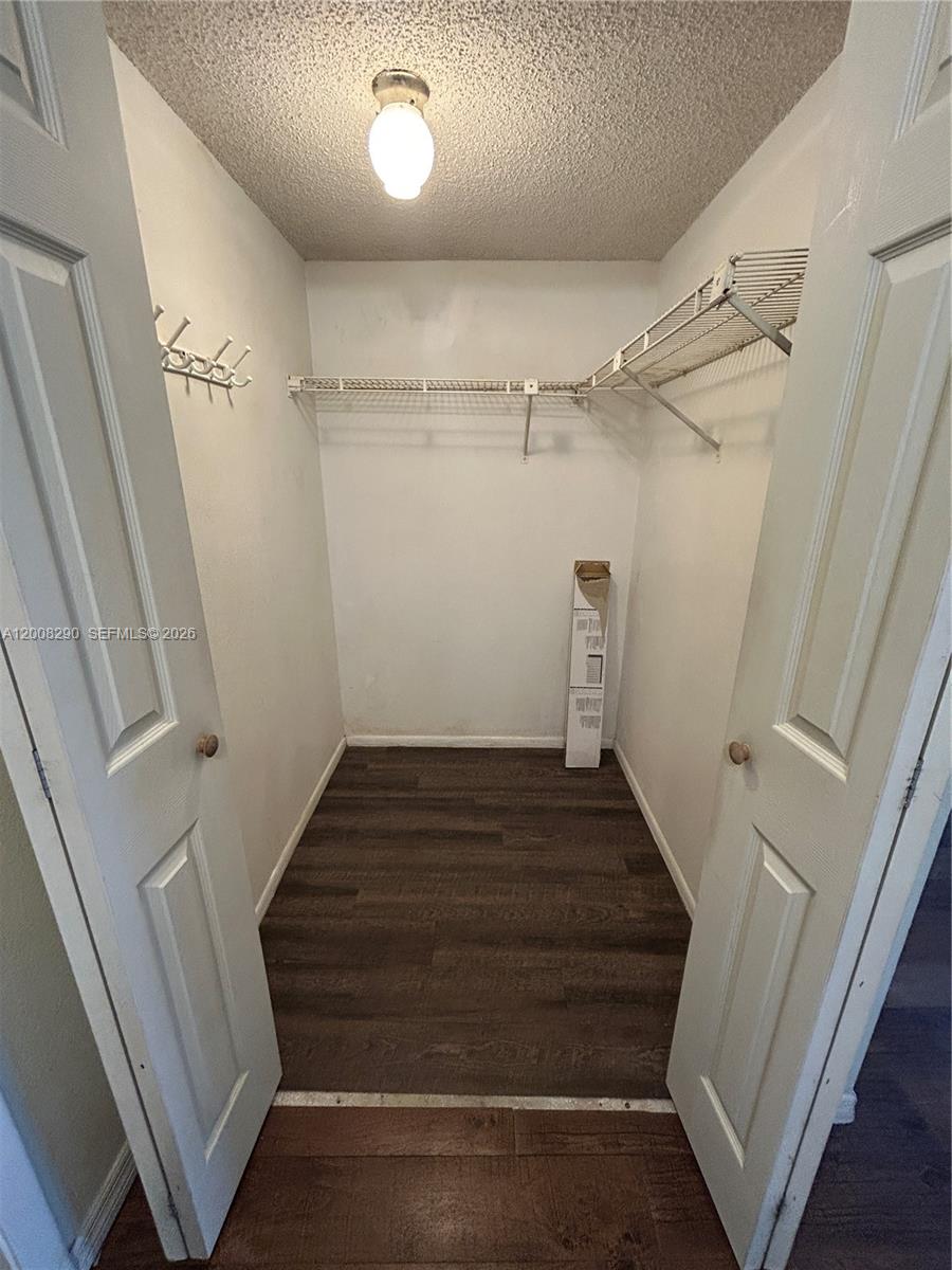 5627 Blue Shadows Court 3 Property Photo 6