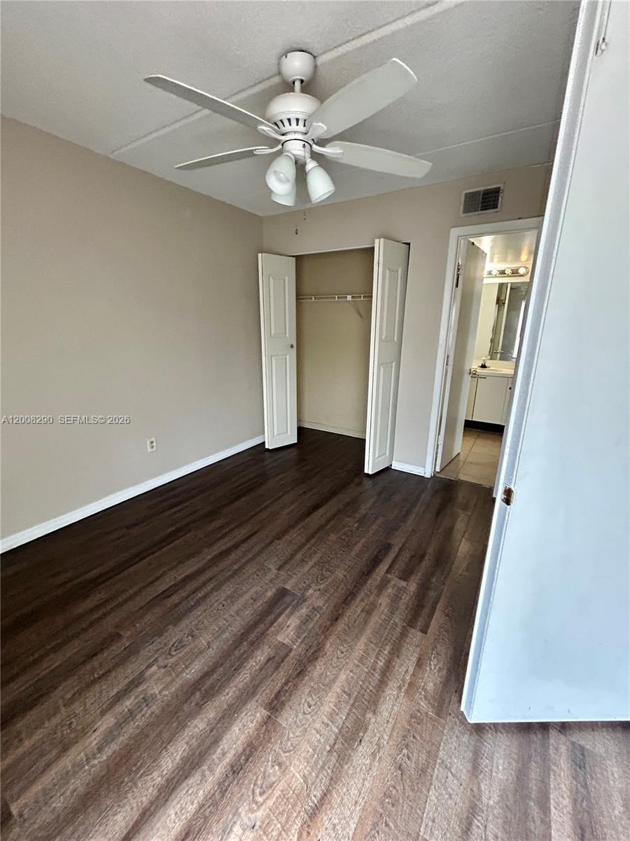 5627 Blue Shadows Court 3 Property Photo 12