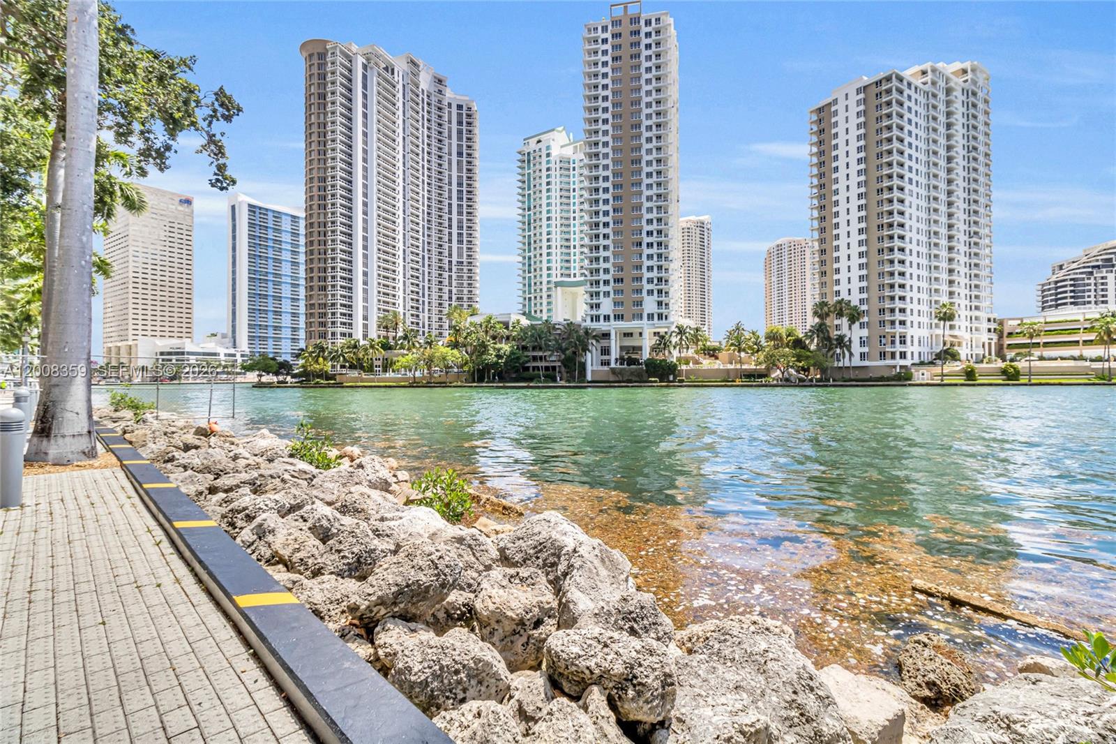 485 Brickell Avenue 2508 Property Photo 1