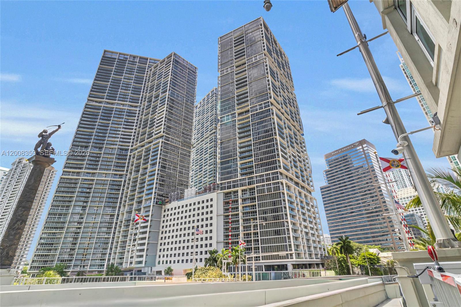 485 Brickell Avenue 2508 Property Photo 5