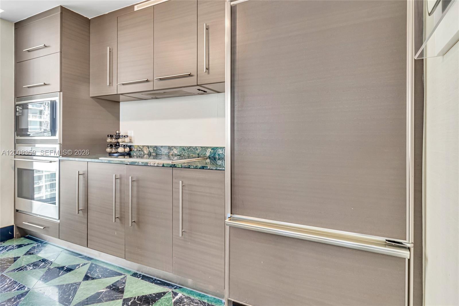 485 Brickell Avenue 2508 Property Photo 7