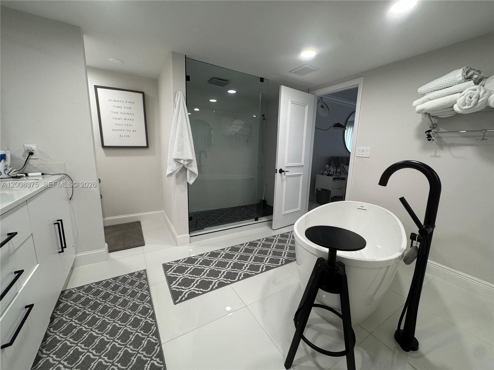 11113 Biscayne Boulevard 558 Property Photo 12