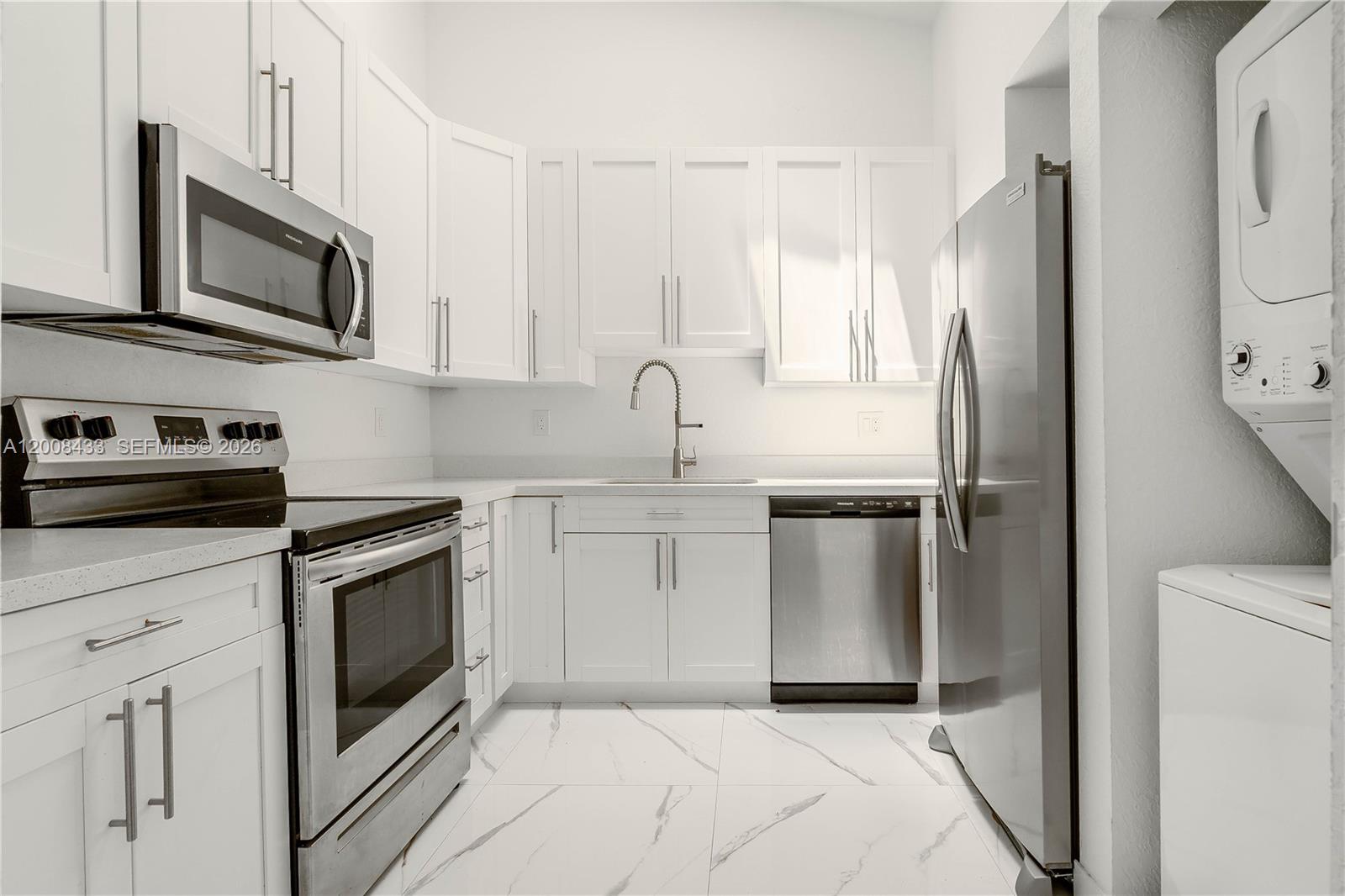 9804 Nw 37th Street 3e Property Photo 10