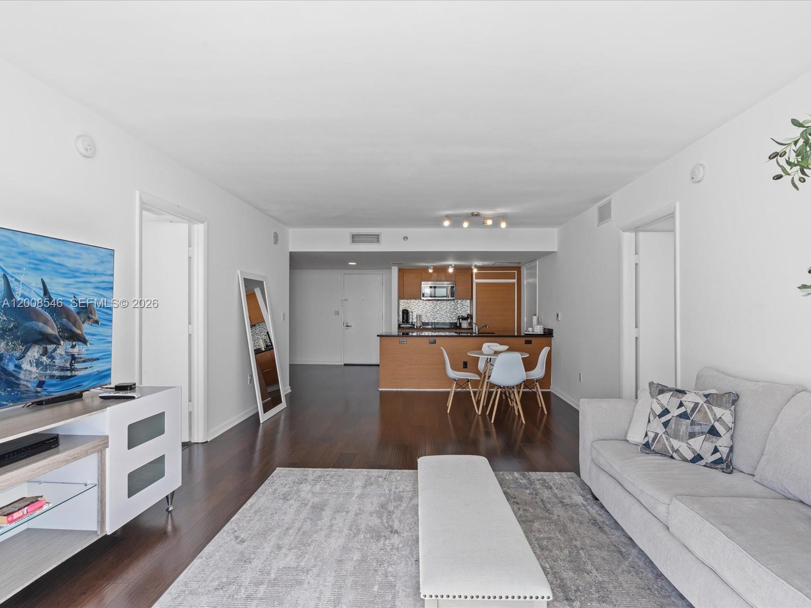 50 Biscayne Boulevard 3308 Property Photo 11
