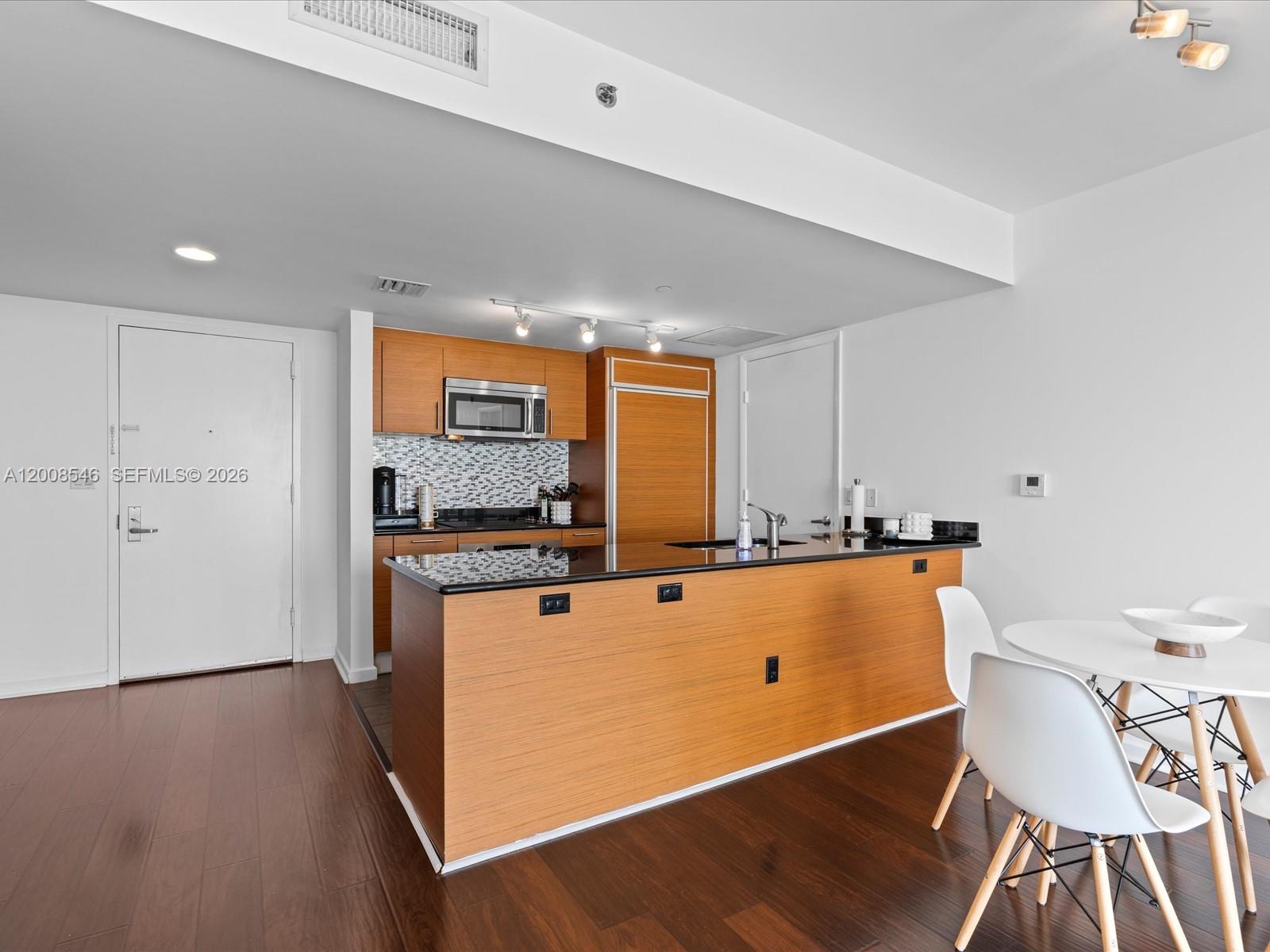 50 Biscayne Boulevard 3308 Property Photo 14