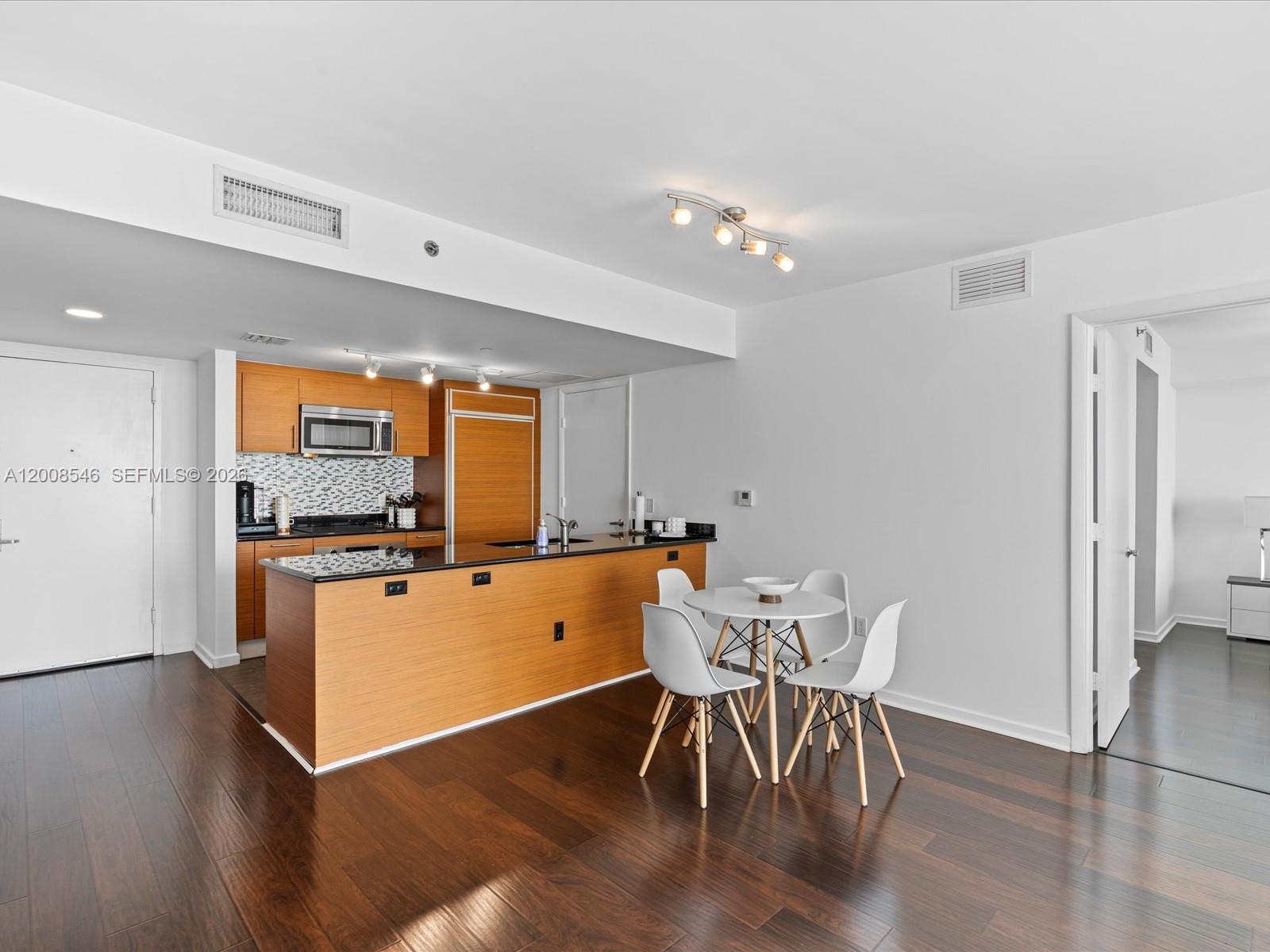 50 Biscayne Boulevard 3308 Property Photo 16