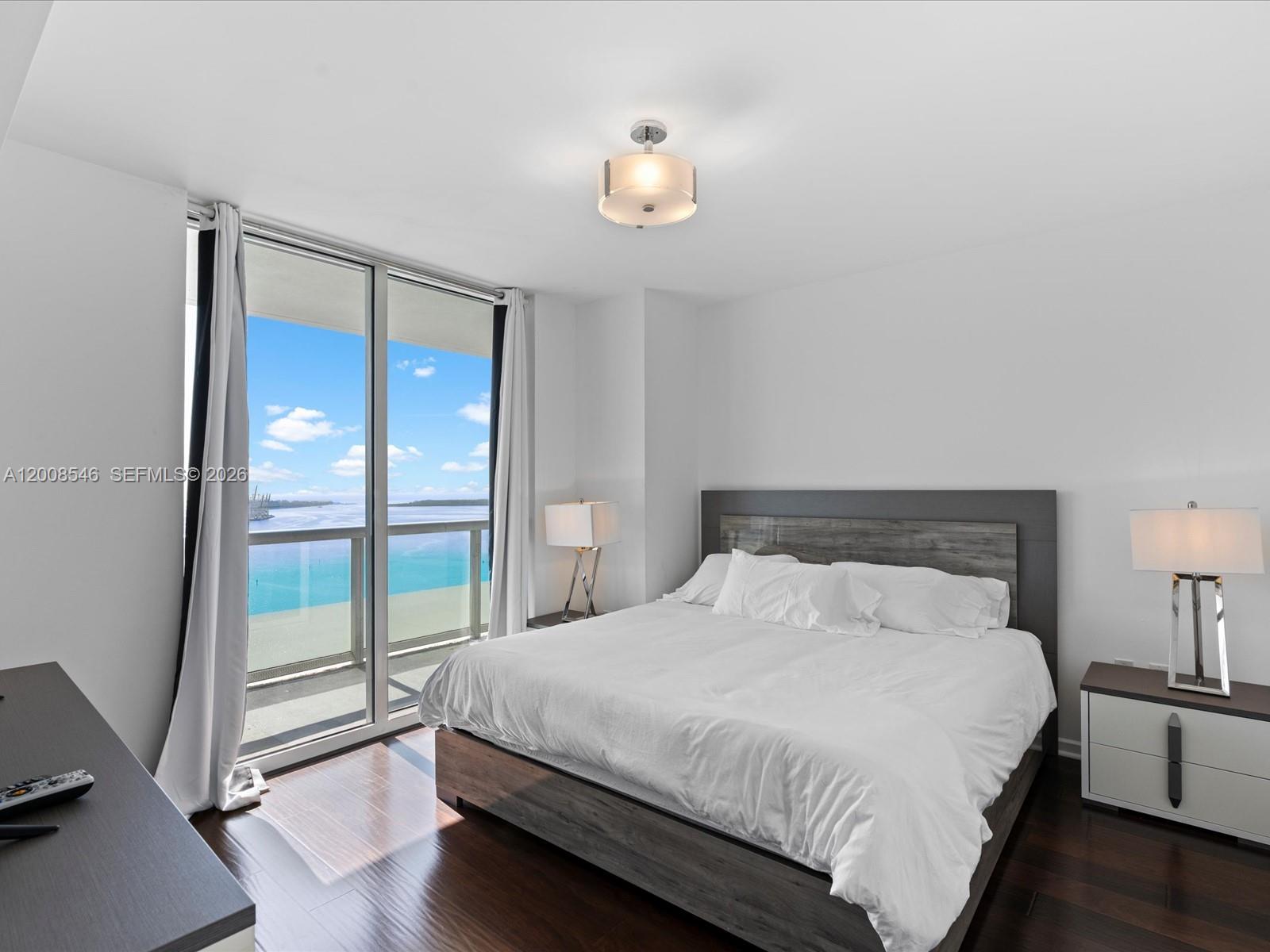 50 Biscayne Boulevard 3308 Property Photo 26