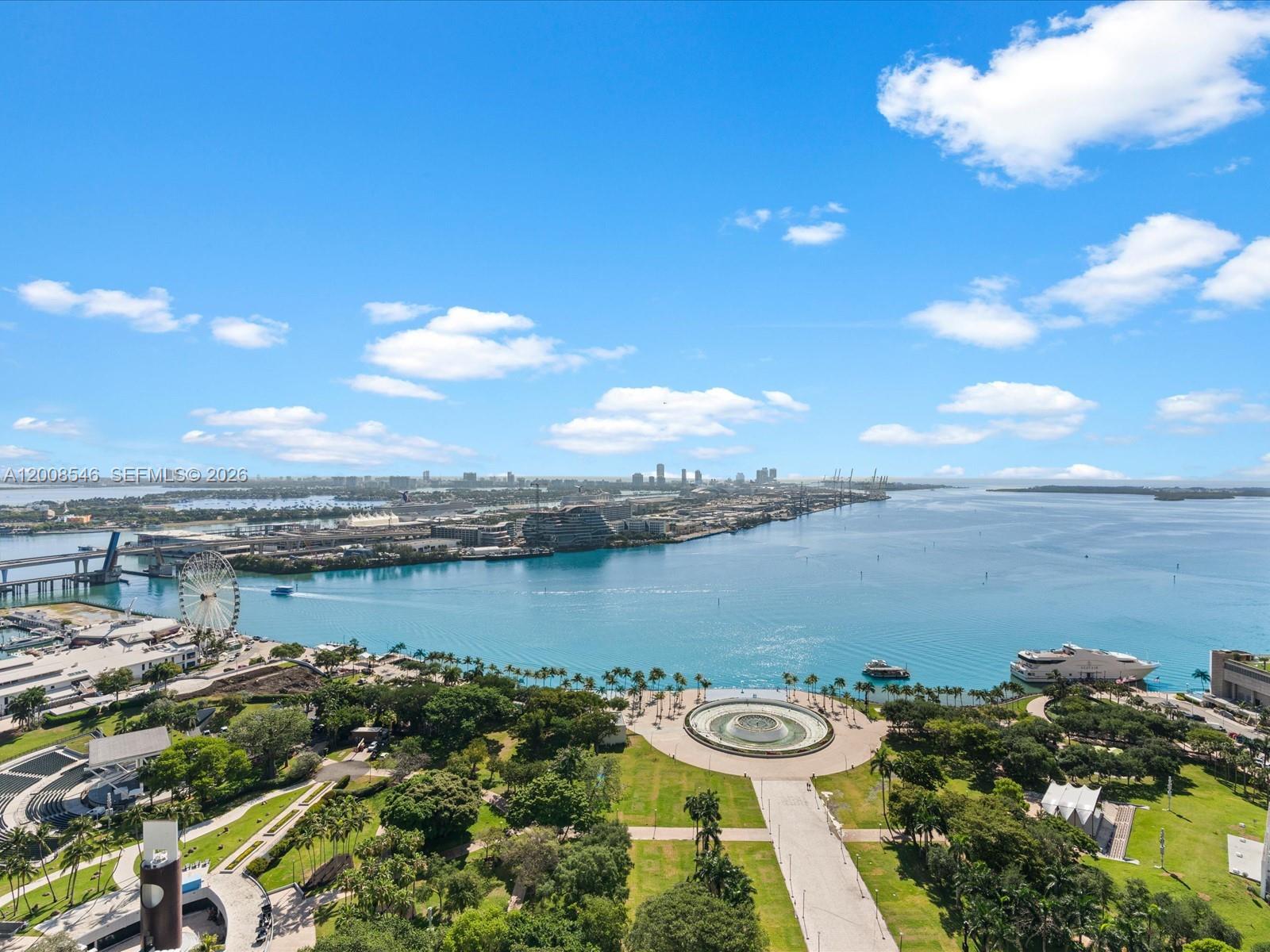 50 Biscayne Boulevard 3308 Property Photo 47
