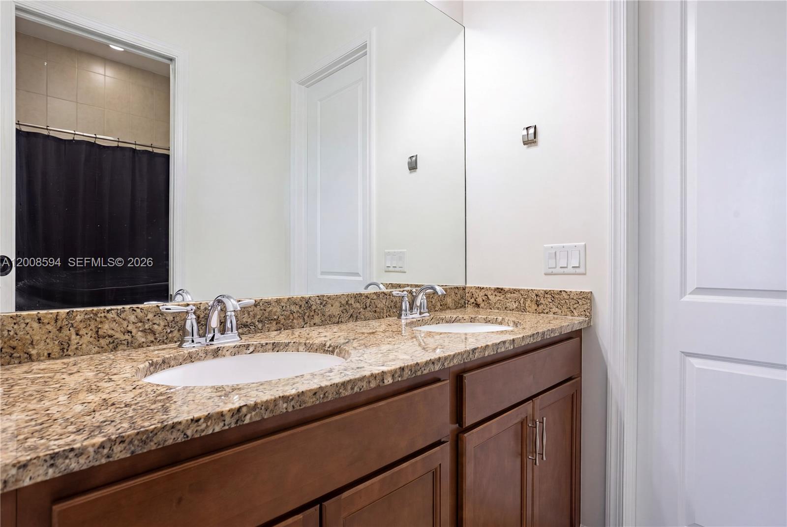 5850 Whippoorwill Circle Property Photo 33