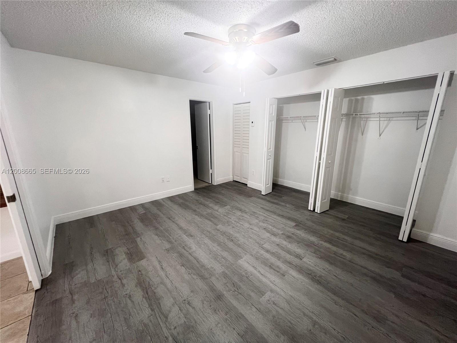 1832 My Place J-39 Property Photo 5