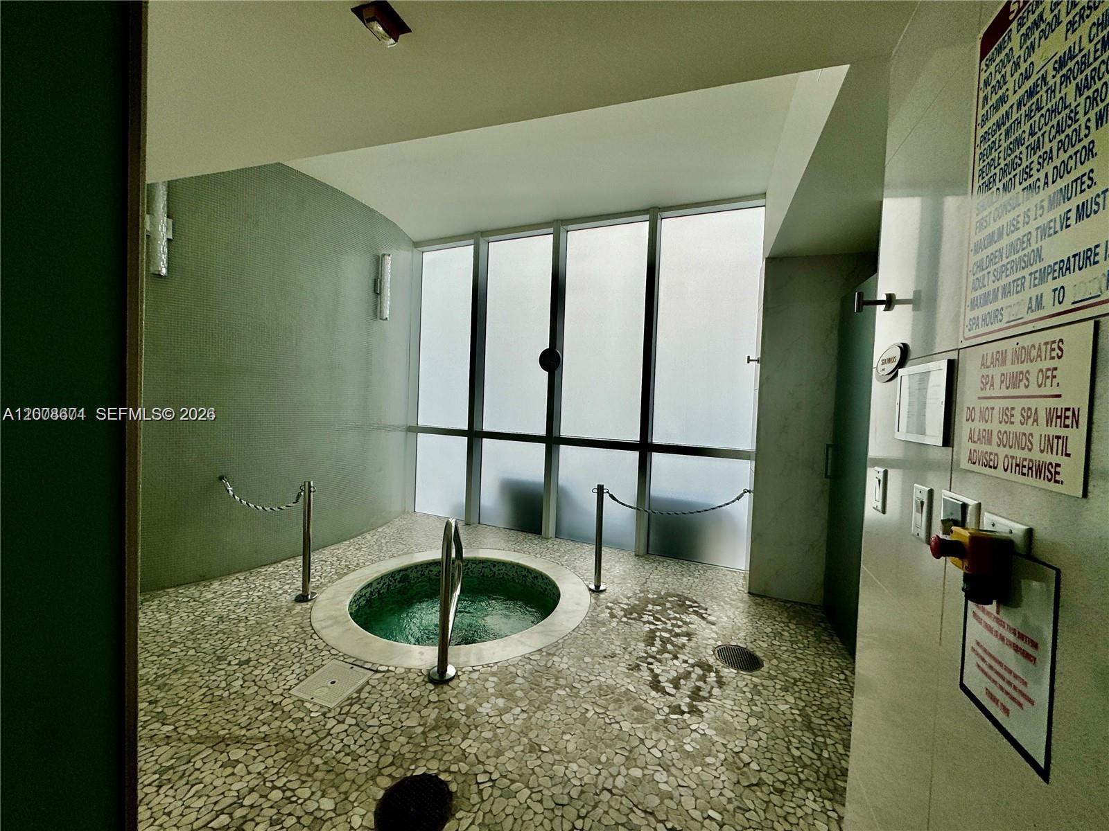 18101 Collins Avenue 4302 Property Photo 36