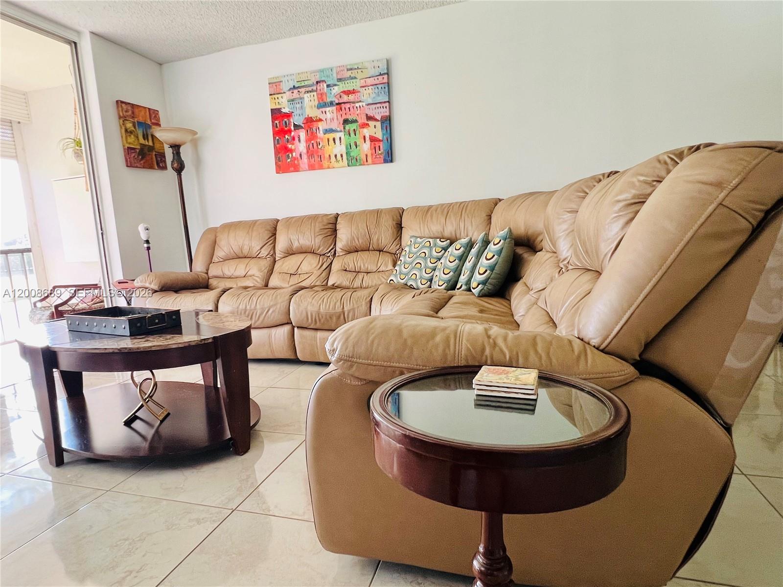 9820 S Hollybrook Lake Drive 202 Property Photo 19